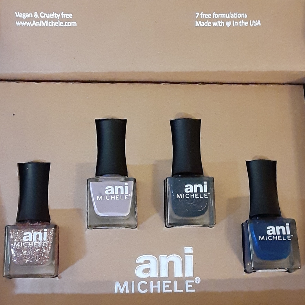 ANI MICHELE NAIL POLISH SET